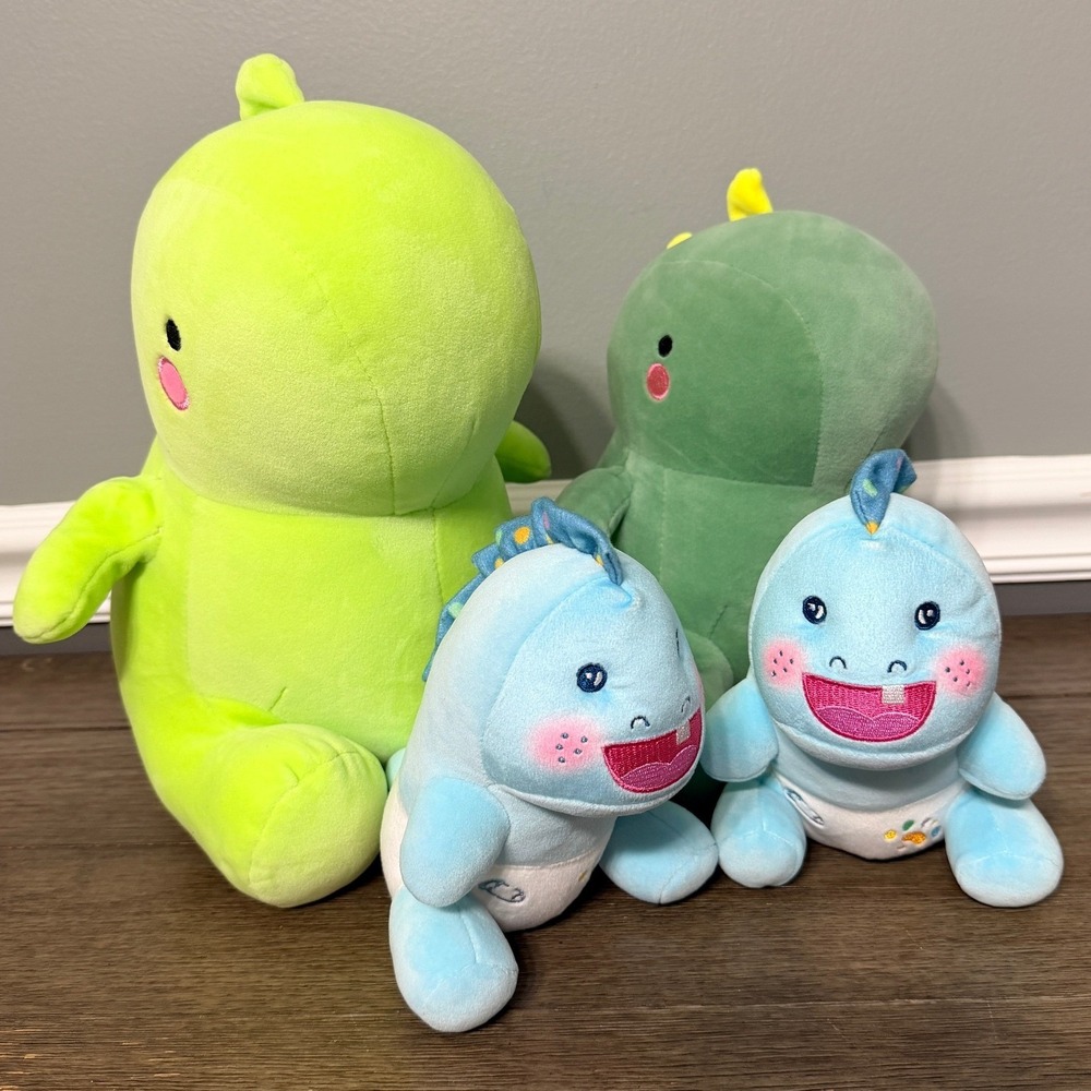 Kawaii Dinosaur Paired with Mariah Elizibeth‎ Baby Dino Plush Set of 4